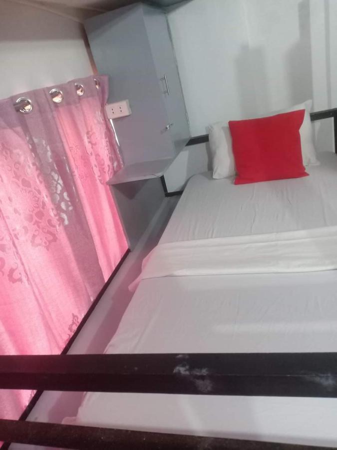 Lojed Sean Bed And Space Pasay Eksteriør bilde